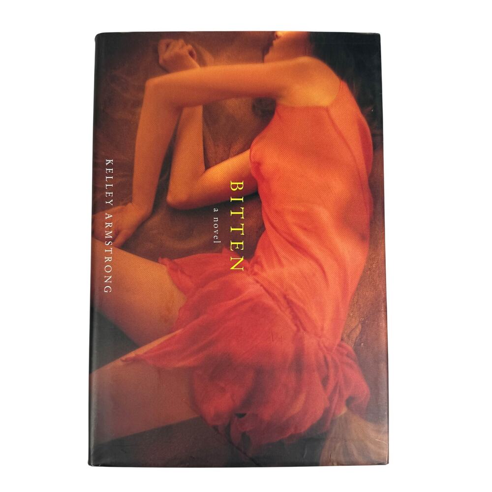 Bitten by Kelley Armstrong Hardcover Book Otherworld